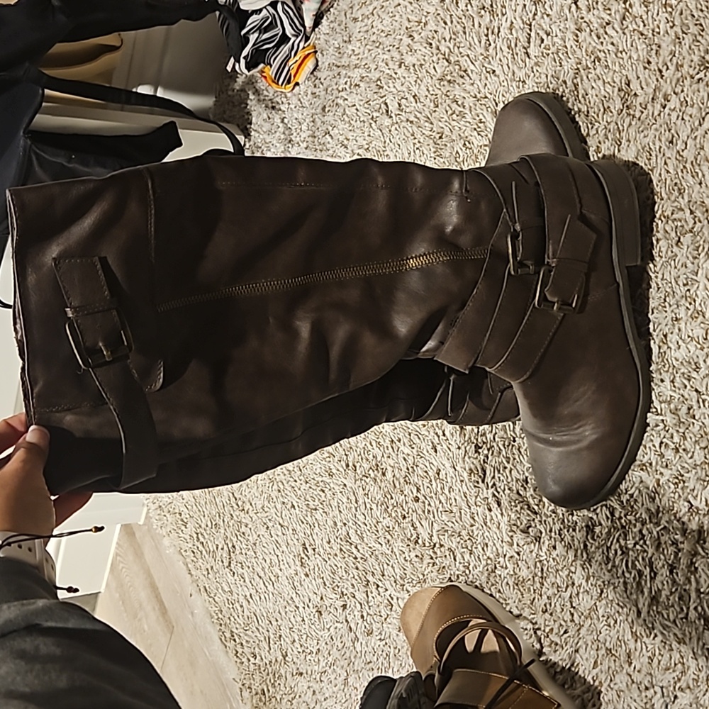 Womens below knee boots
